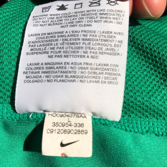 ❤️Nike Fit Dry Activewear Green Tshirt Size L - Picture 5 of 7